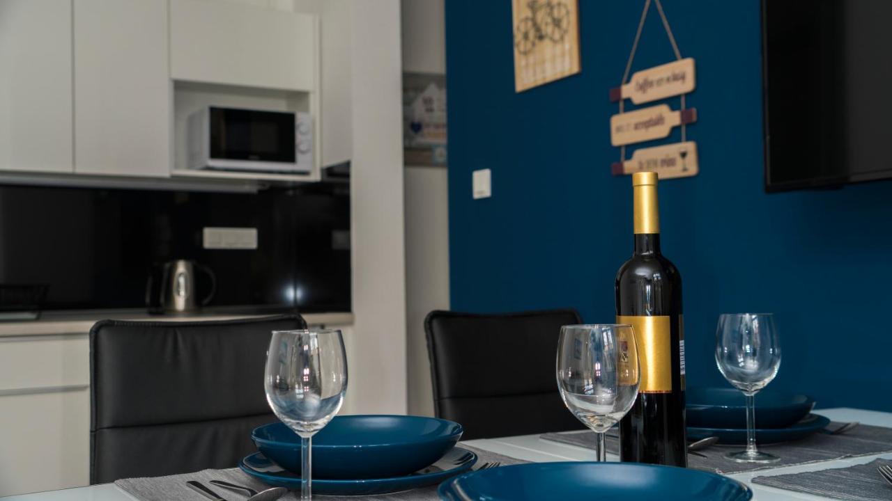 Kruc Apartma *